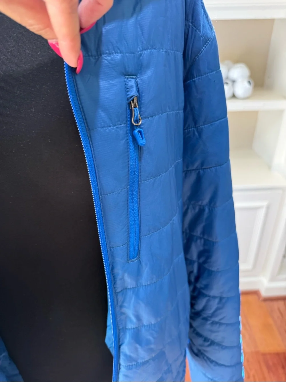Marmot Men's Lightweight Puffer M Jacket - Zip Up Bright Blue Insulated Jacket